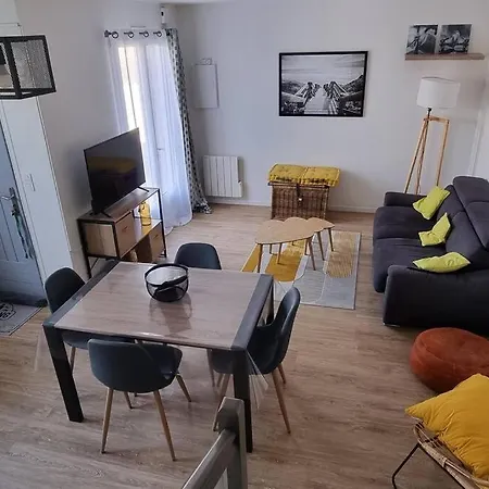 Superbe 2 Pieces - Centre * Royan